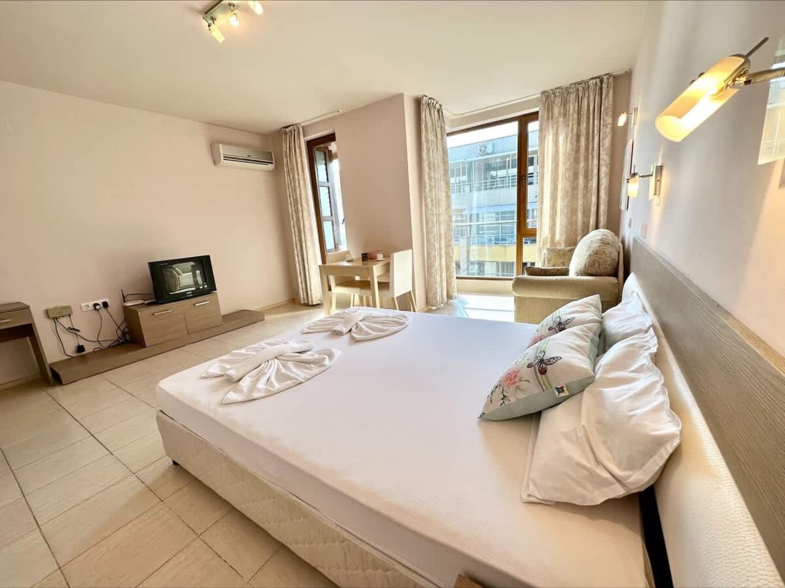 Family studio in Pomorie Bay - Photo 34