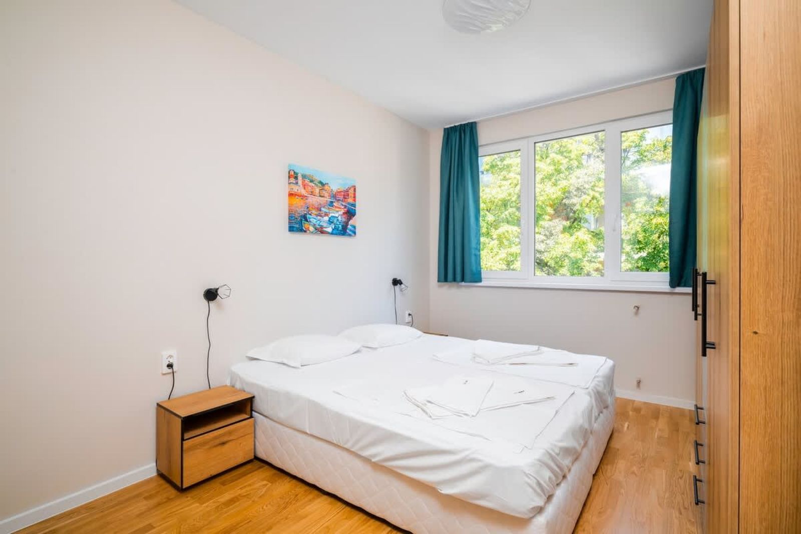 Spacious 2BD Near NDK with WorkSpace - Photo 13