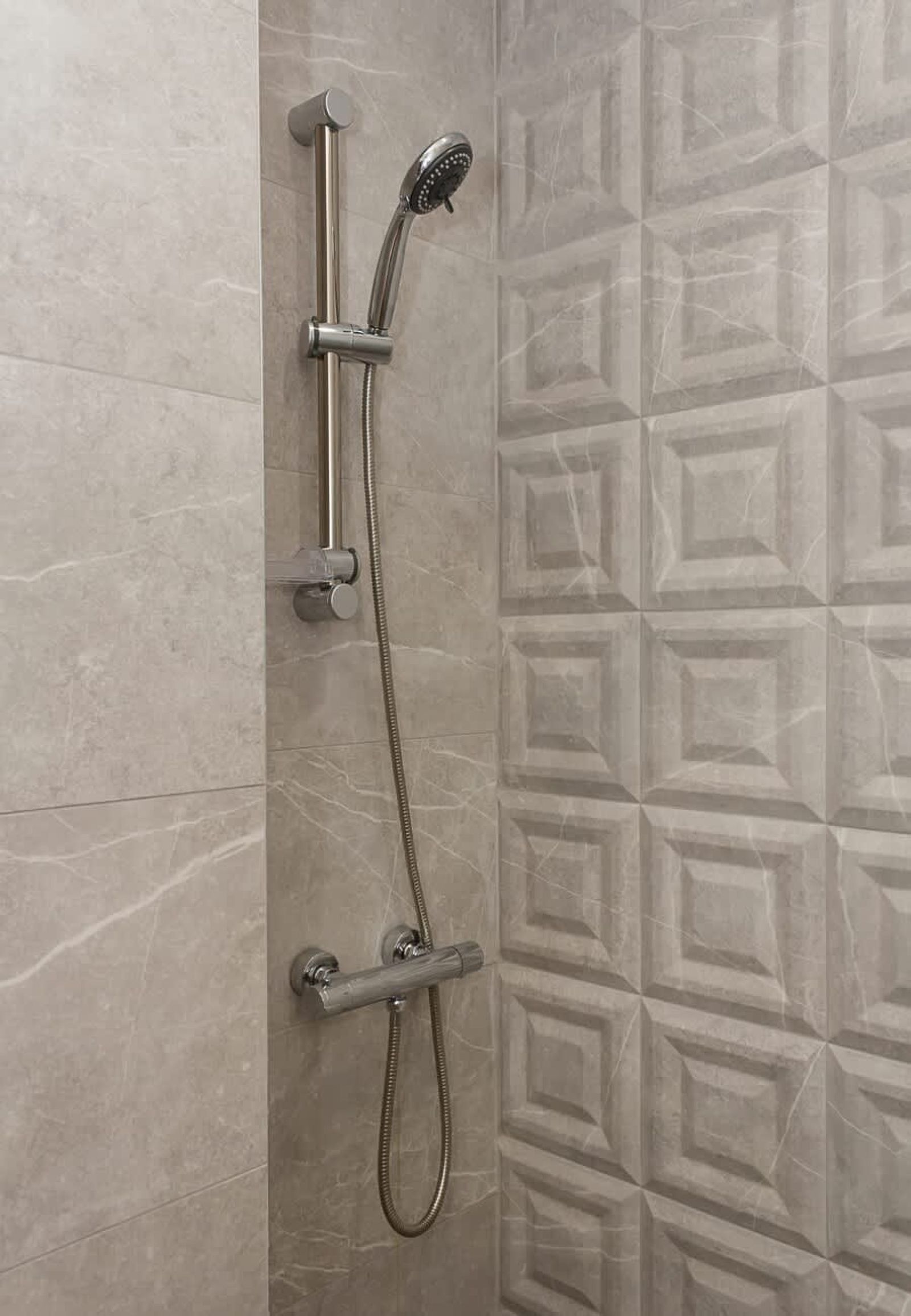 2BD Home In The Heart Of Varna with Parking - Blue - Photo 18