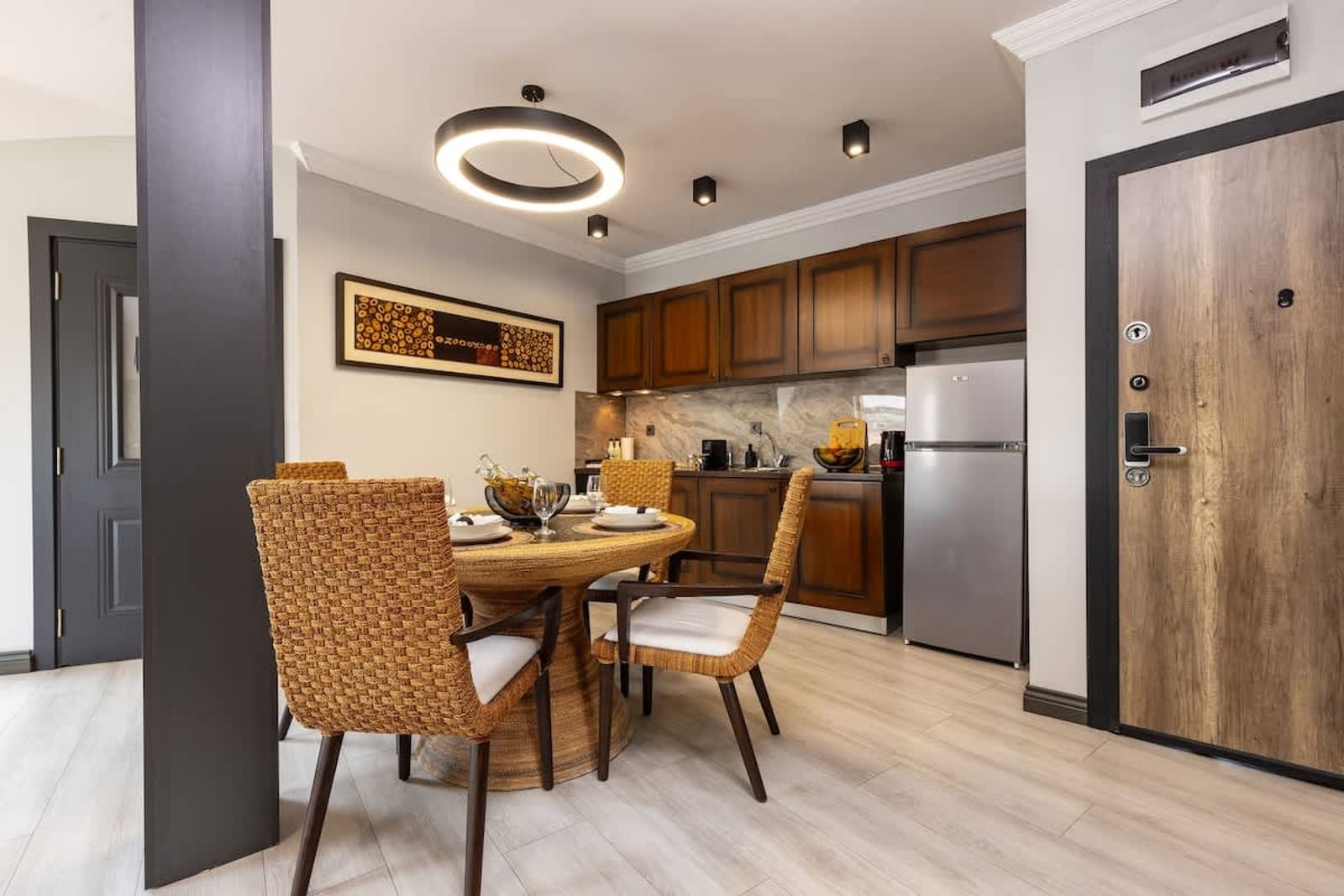 Central Apartments with Garden view - Apt No. 7 - Cover Photo