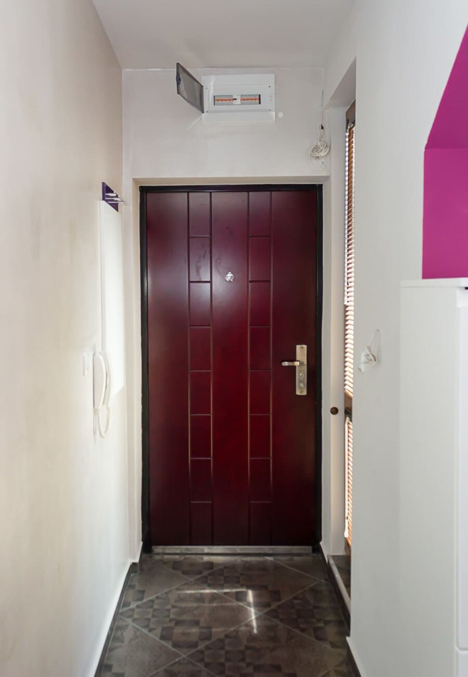 The Purplish Apartment Varna Center - Photo 8