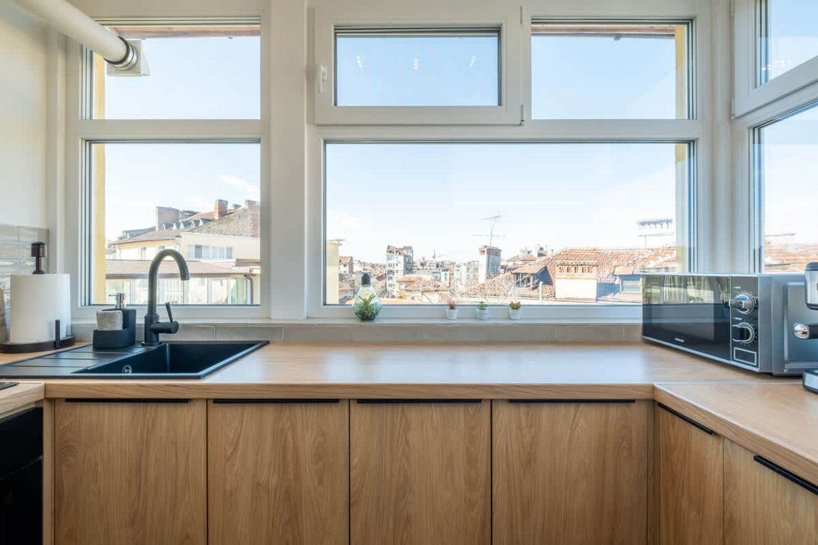 Bright Apartments – 2 Bedroom - Photo 11