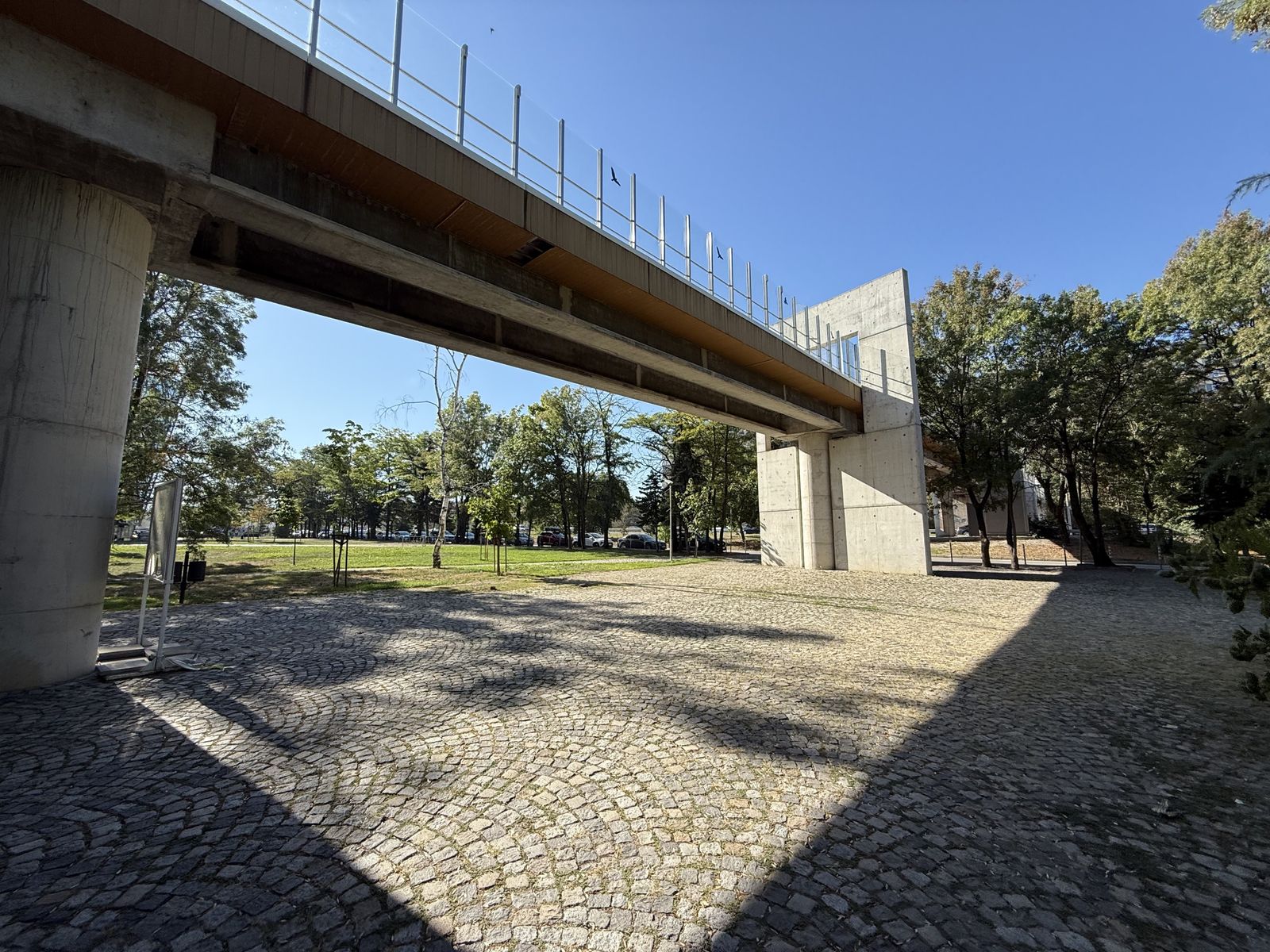 Big recognizable modern building with a bridge view of Sofia - Photo 8