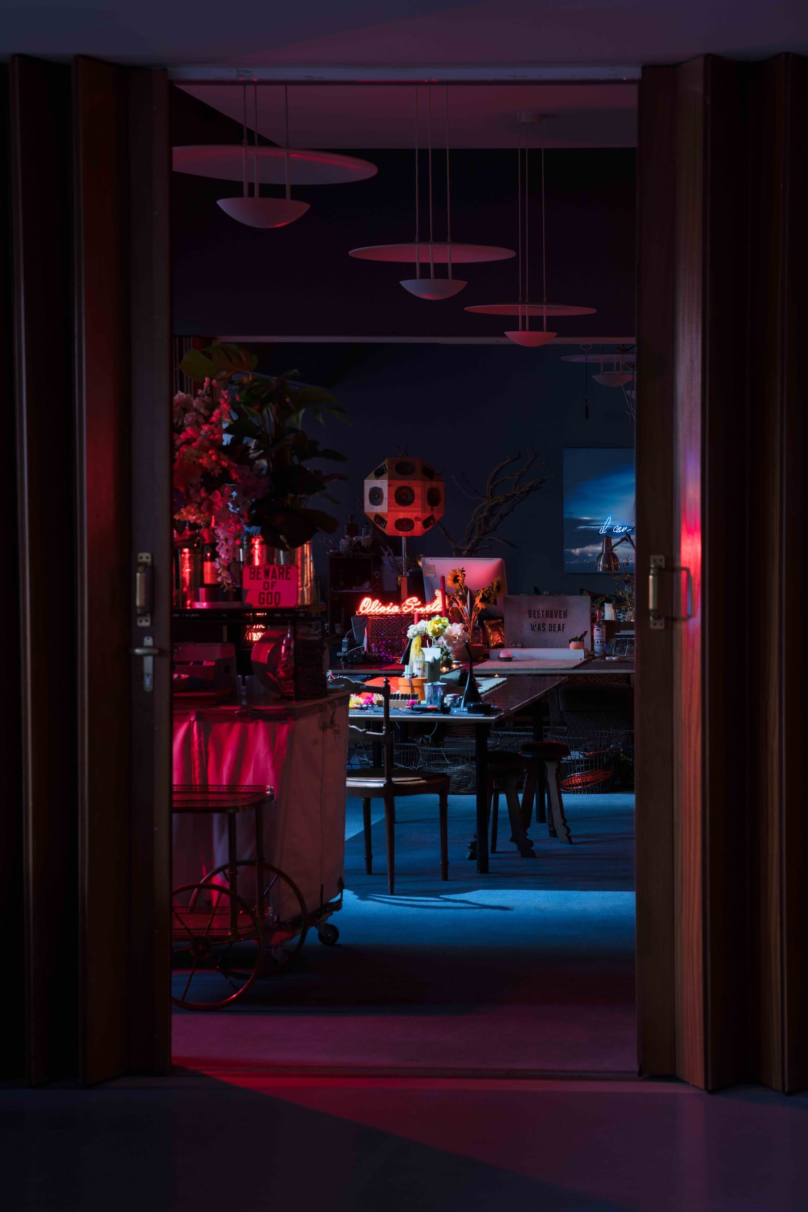 Neon Art Studio - Photo 8