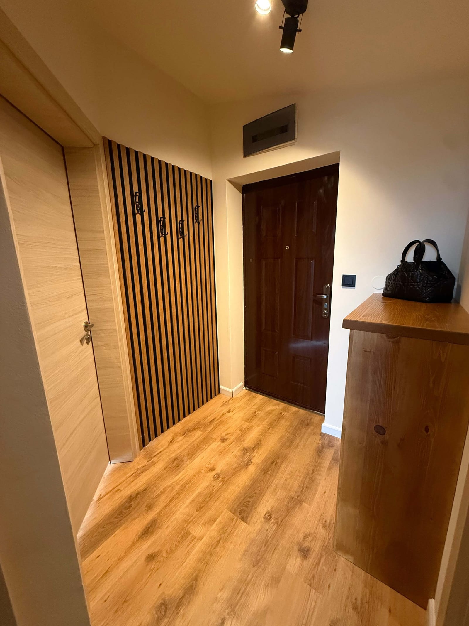 Detelina Mountain Retreat- 1-BR with Stunning View - Photo 13