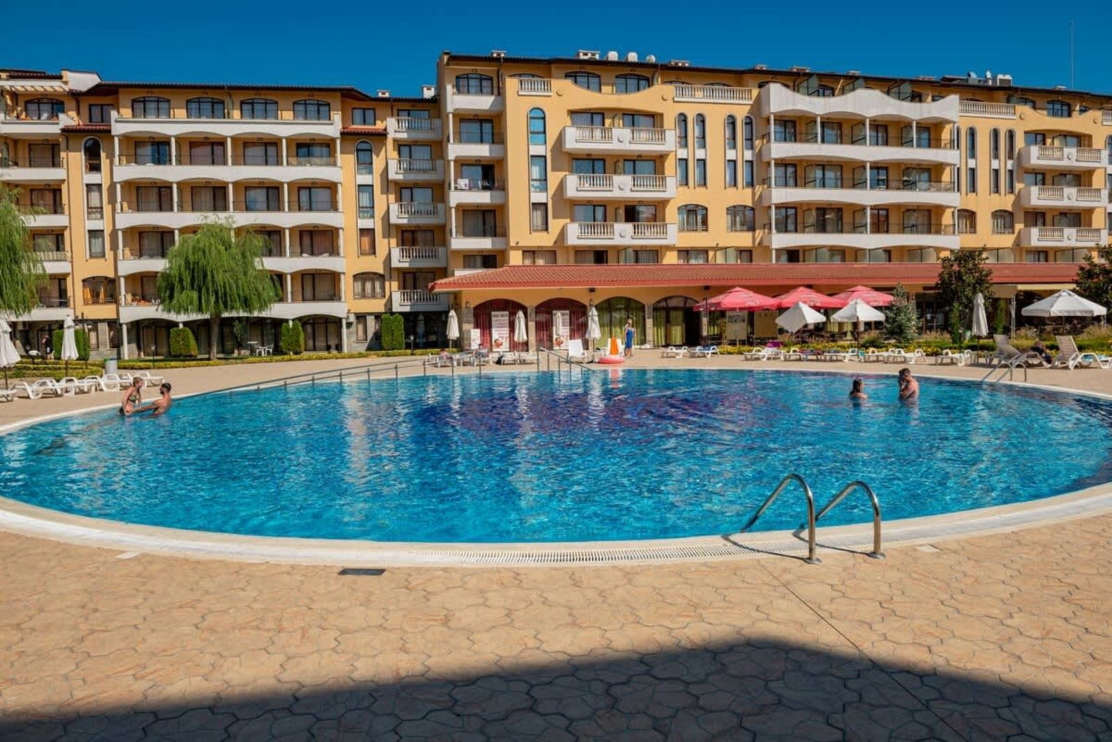 Suite apartment with balcony in Royal Sun - Photo 6