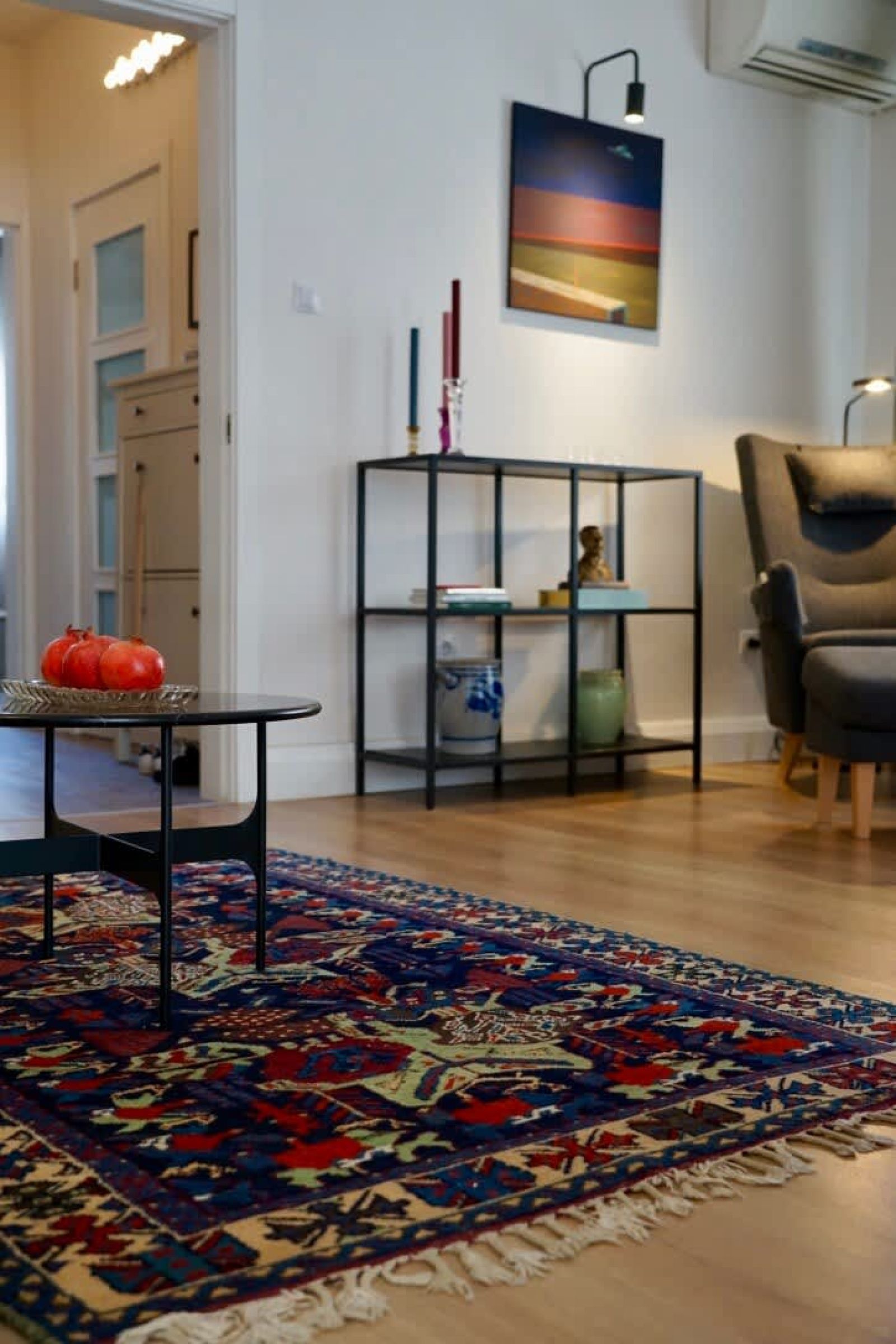 A French affair. With parking, style and elegance. - Photo 87