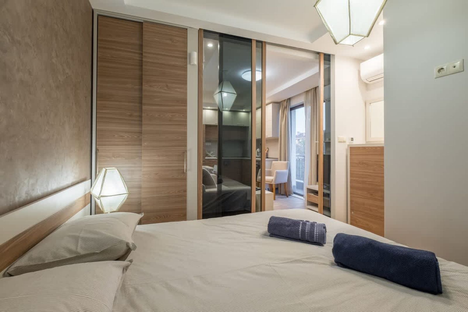 M&amp;M Modern &amp; Multifunctional One Bedroom Apartment - Photo 14