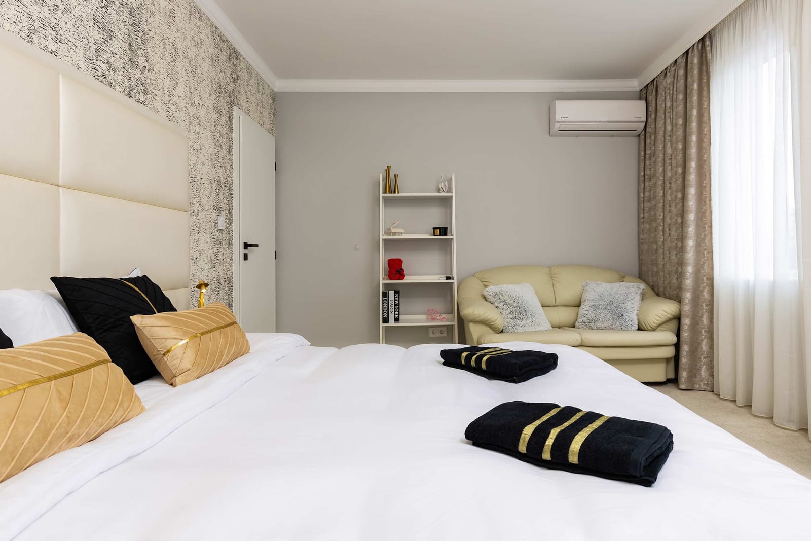 Sunny Modern 1BR Retreat with Cozy Balcony - Photo 13