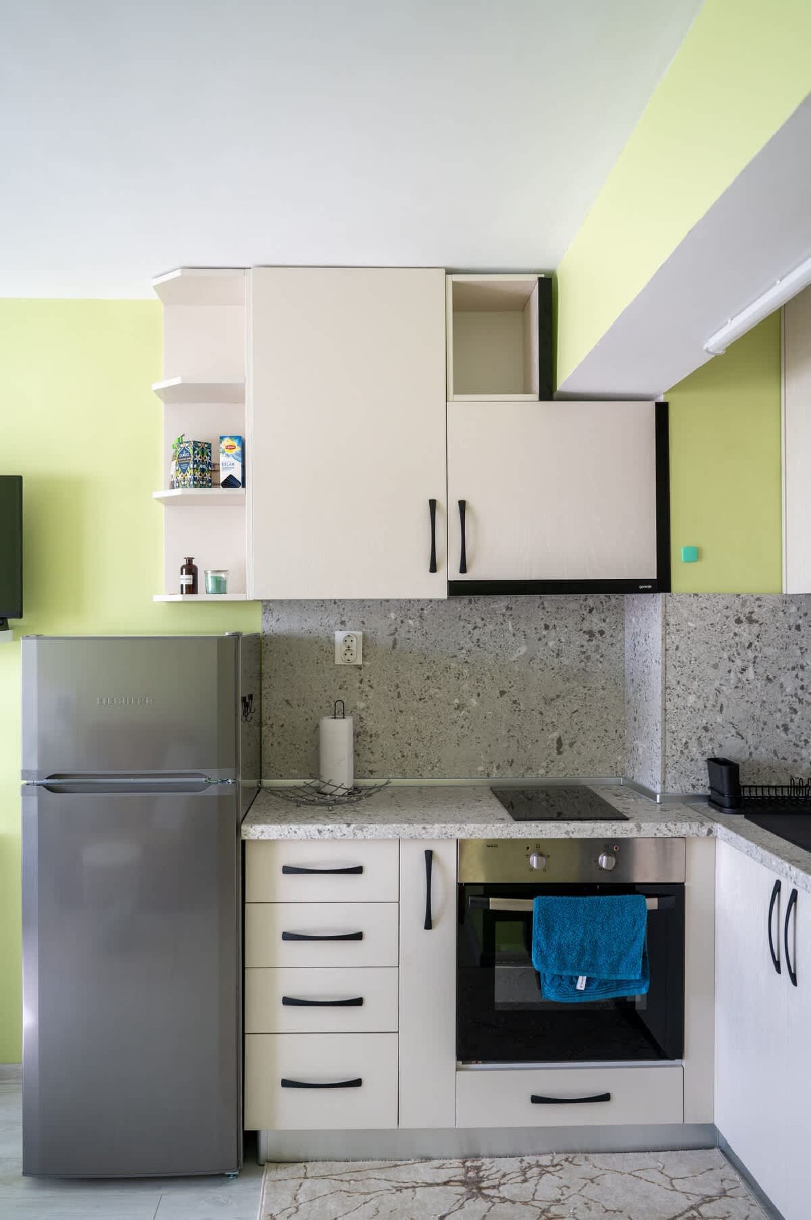 Skyline Studio - Photo 10