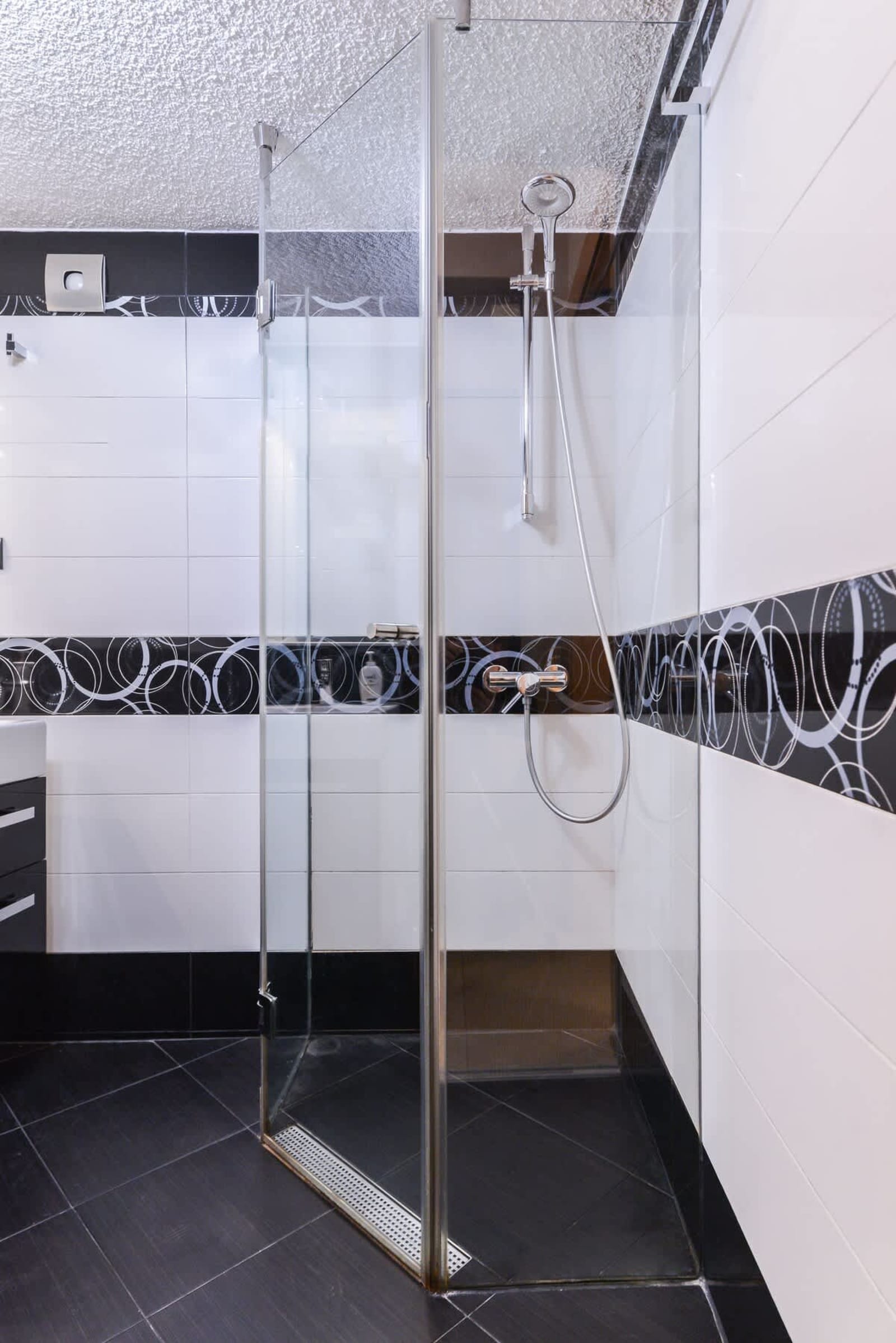 Extravaganzzo - Super Central One Bedroom Modern - Photo 26