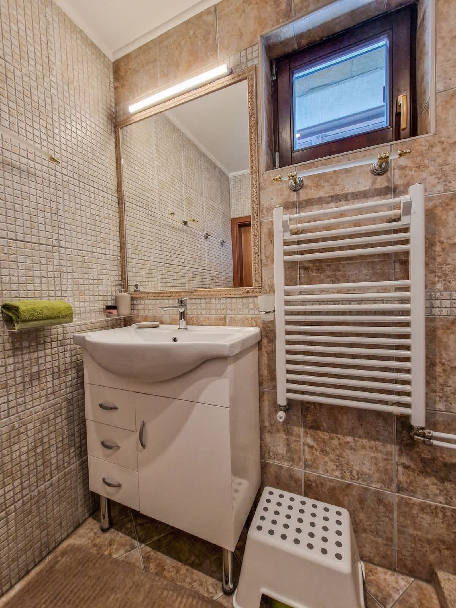 Pastels ~ 2BD in Trinity Bansko with parking spot - Photo 18