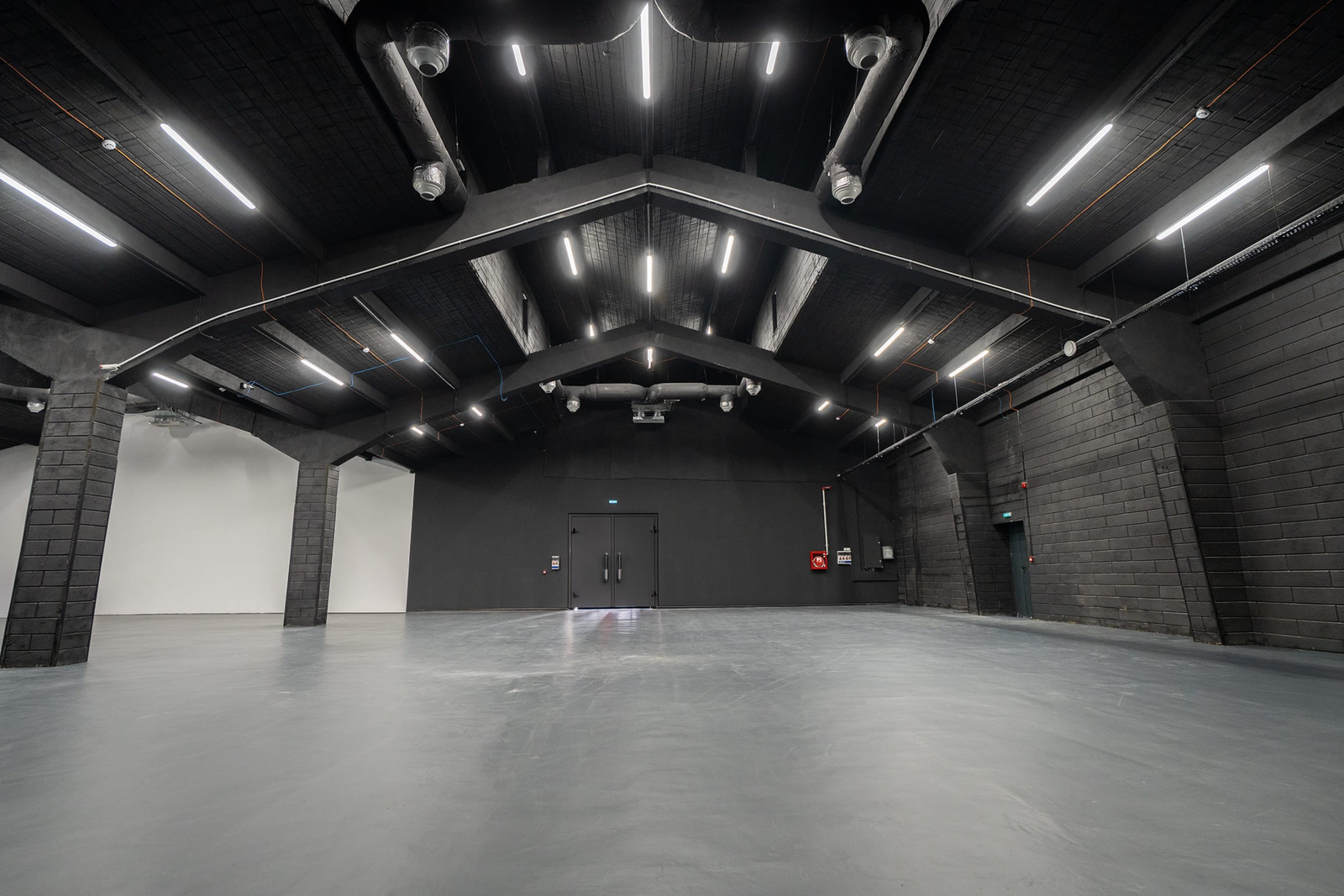 Central Studio RED - Cover Photo