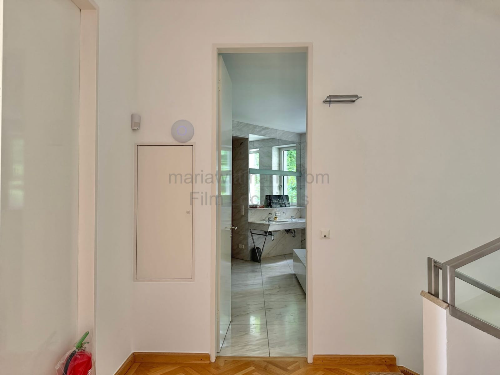 Location 500 - Photo 22