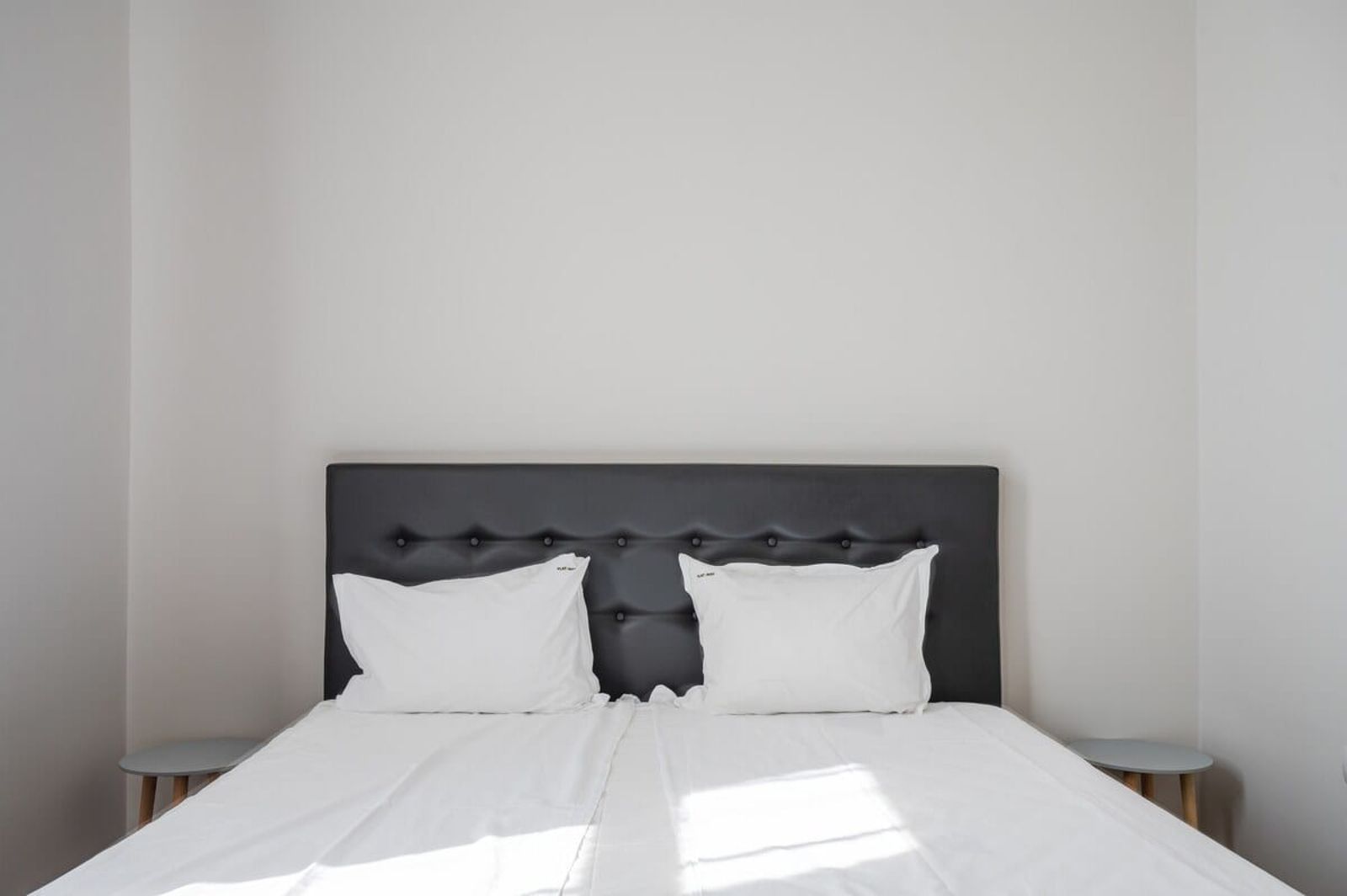 Light and Modern 2BD Flat Next To Women's Market - Photo 14