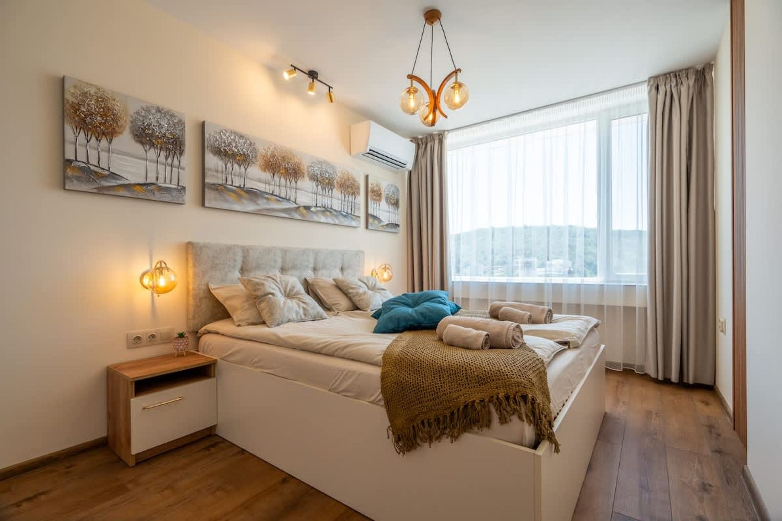 Golden Mountains - Photo 4