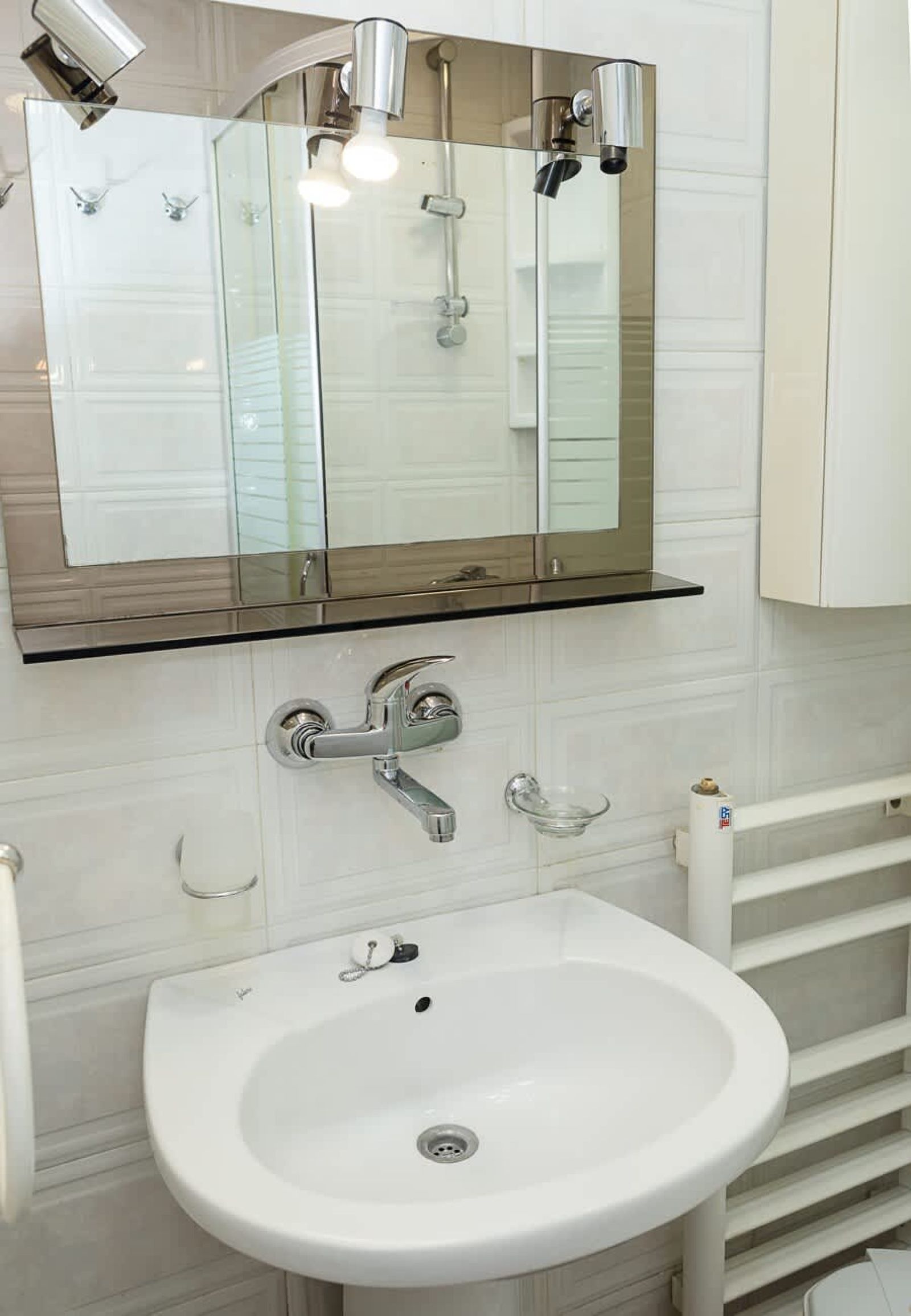 2-Bedroom Apartment in Prime Varna Location - Photo 19