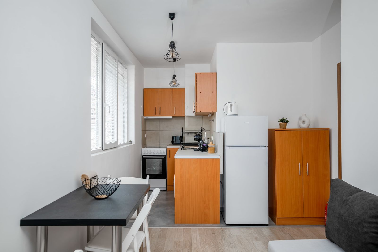 1BR Flat Steps from Metro and Tram Stops - Photo 6