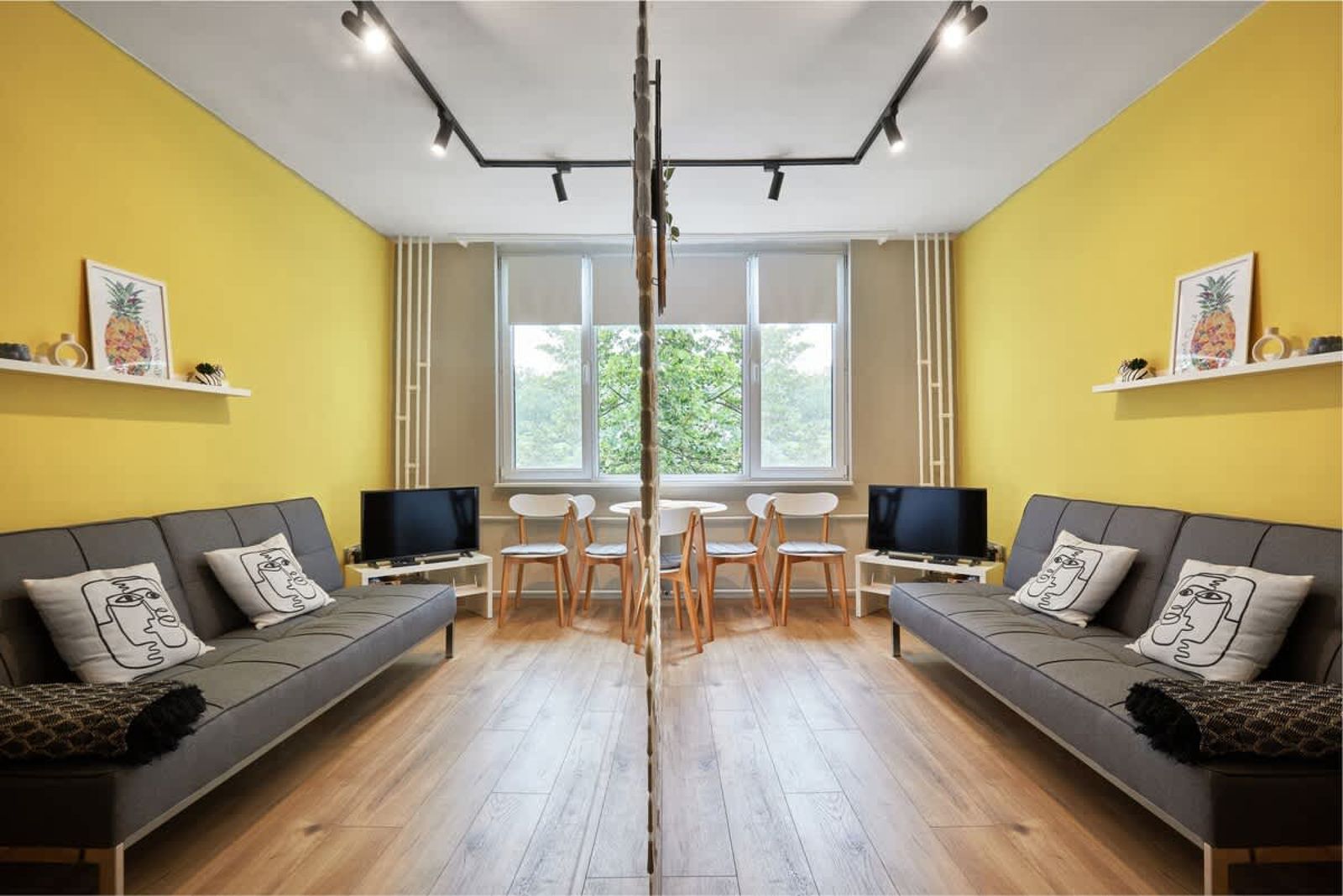 LAZUR  2BD Flat next to the Sea Garden - Photo 5