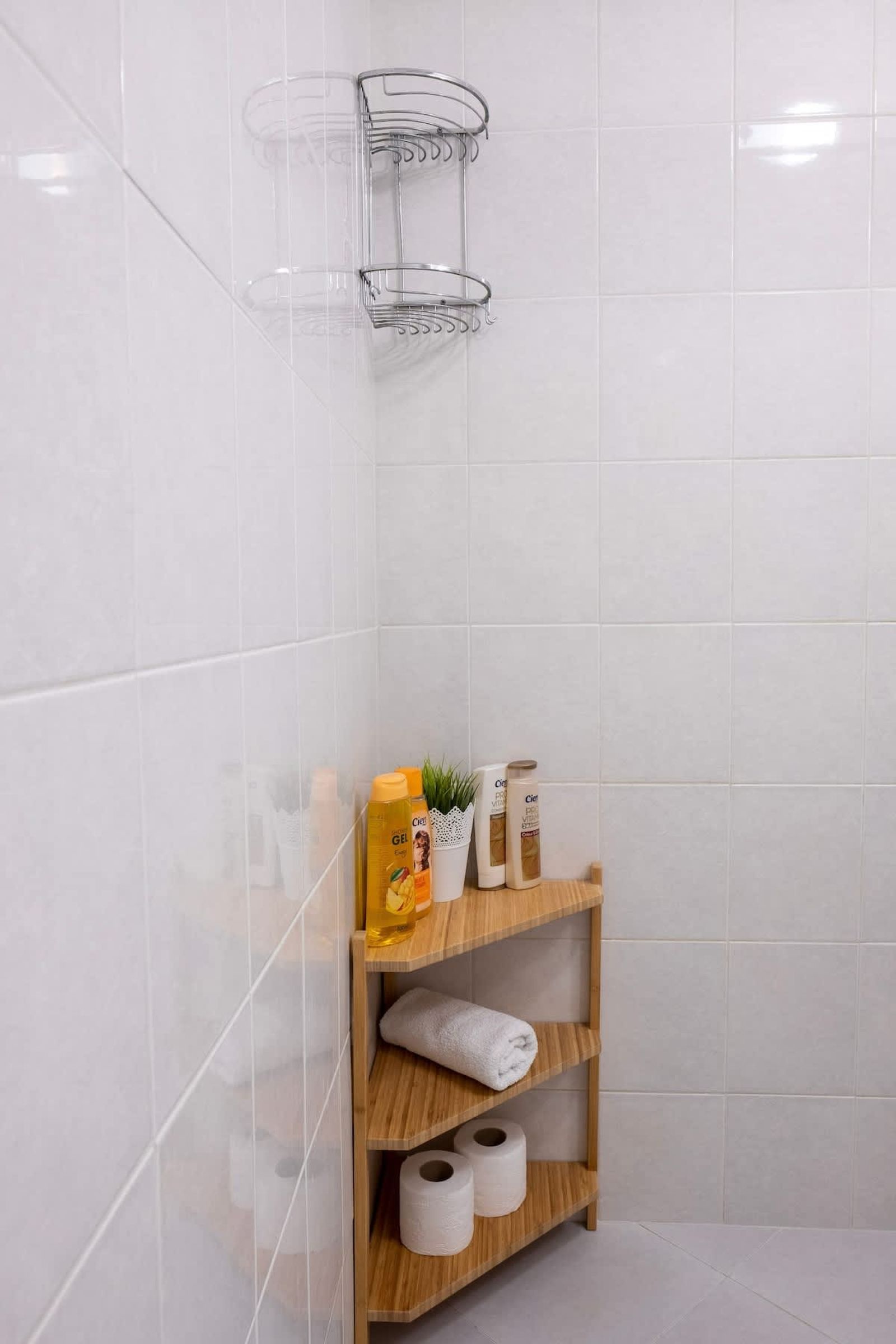 Central &amp; Beautiful Apartment - Perfect Location - Photo 16