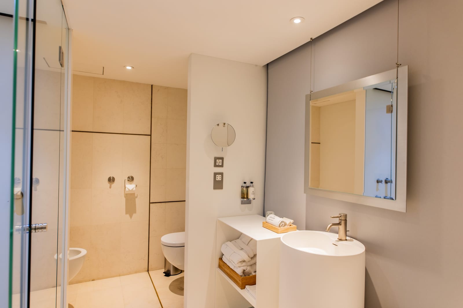 Sense Hotel Sofia - Photo 105