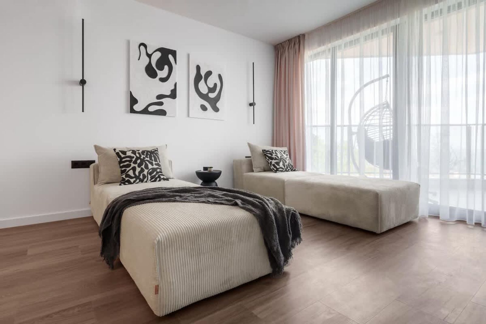 Stylish 1BR with Balcony &amp; Parking | Skyline Varna - Photo 9