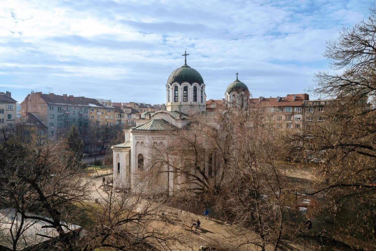 Luminous Central Retreat Spacious 2BD Apartment - Photo 47