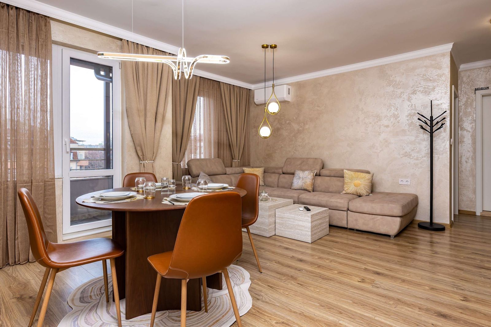 Sunny Modern 1BR Retreat with Cozy Balcony - Photo 36