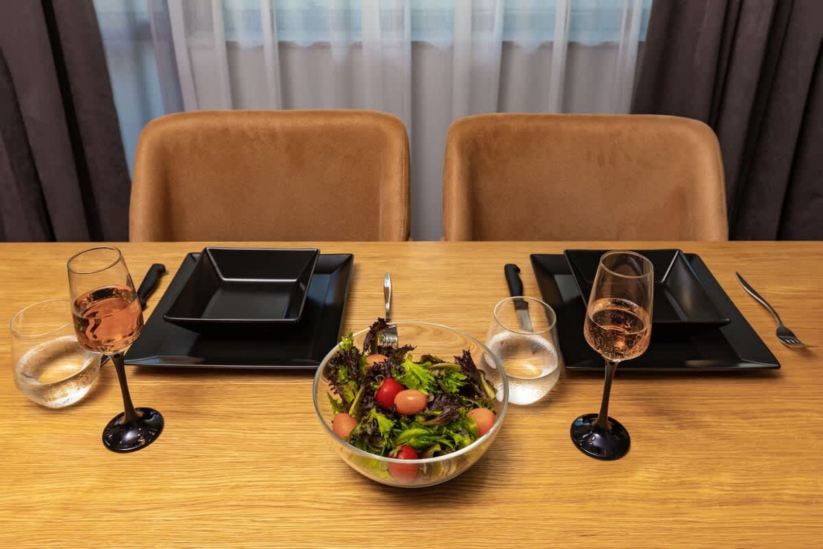 White&amp;Grey Two 1-BD Apartments - Photo 89