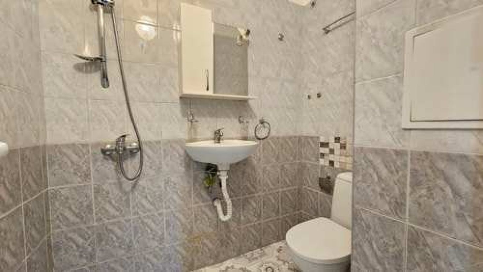 2 Bedroom  Convenient apartment of Rakovski str - Photo 5
