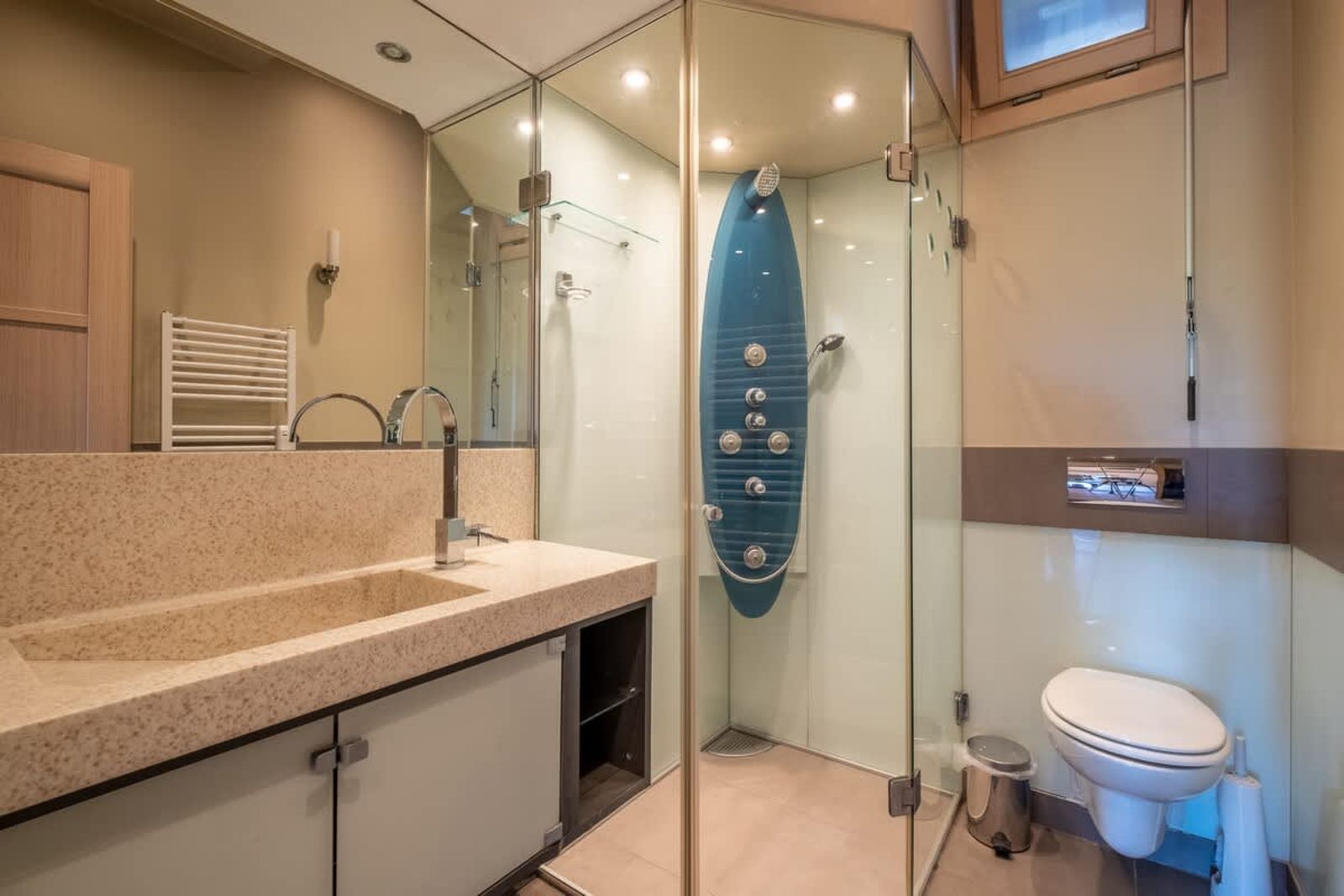 Spacious &amp; Modern 2BD/2BA Flat | Prime Location - Photo 31