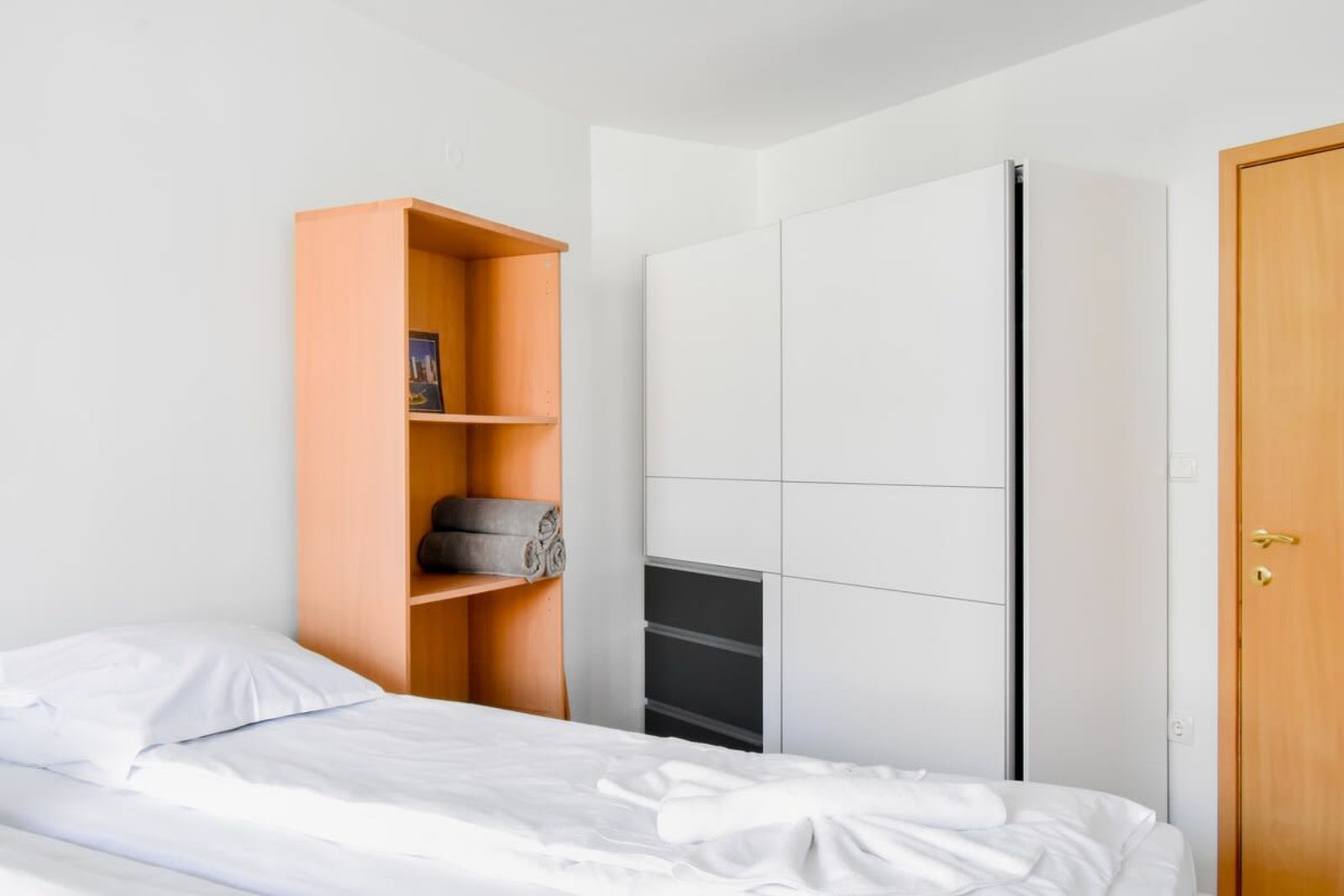 Stylish 1BD Apt in Lozenets with large balcony - Photo 9