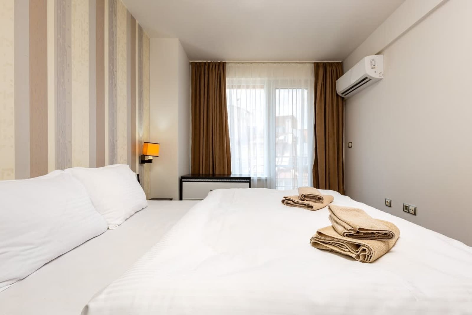 Modern 2BD - 14 min to Medical University - Cover Photo