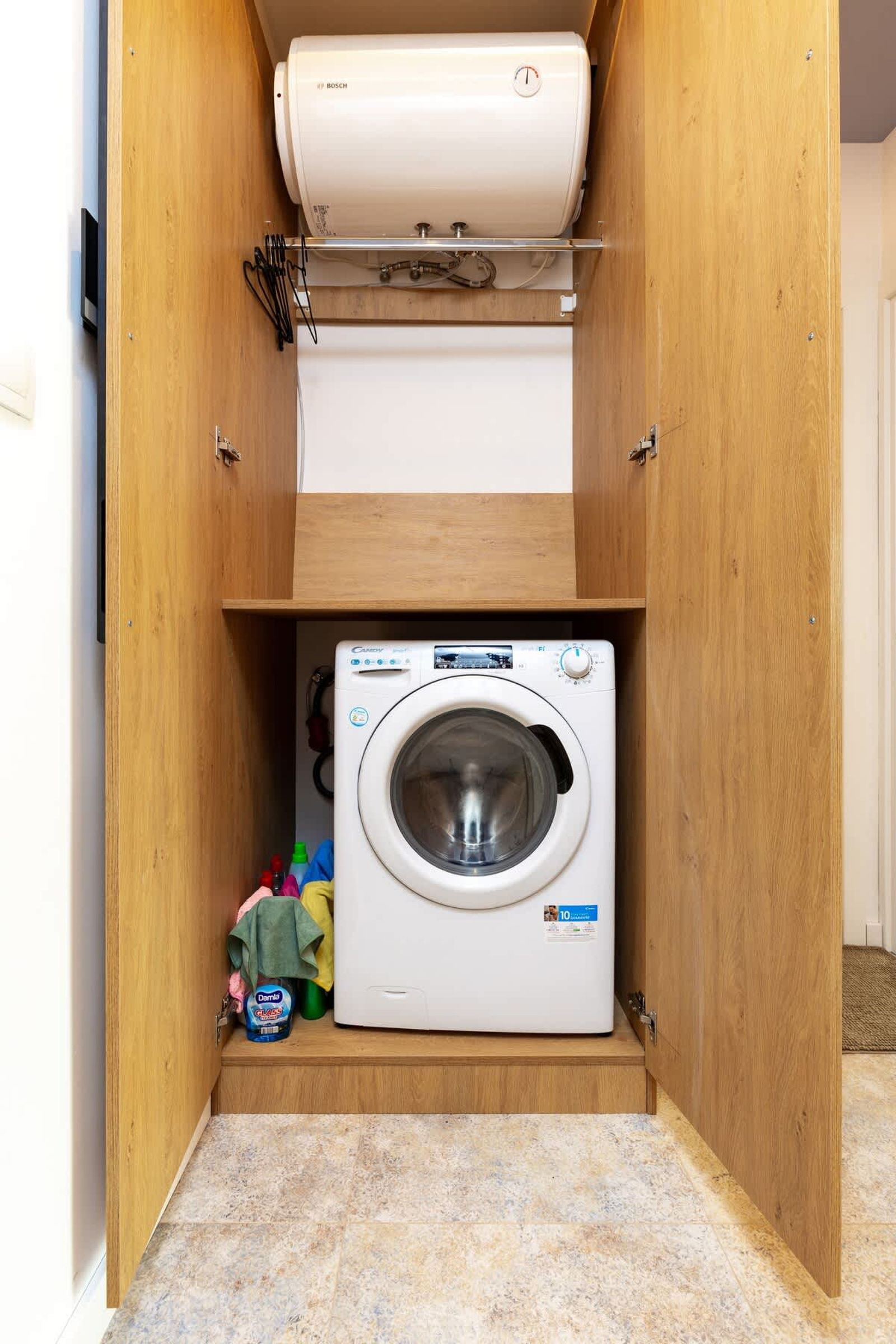 Platinum Designer Flat with Balcony &amp; Parking - Photo 13