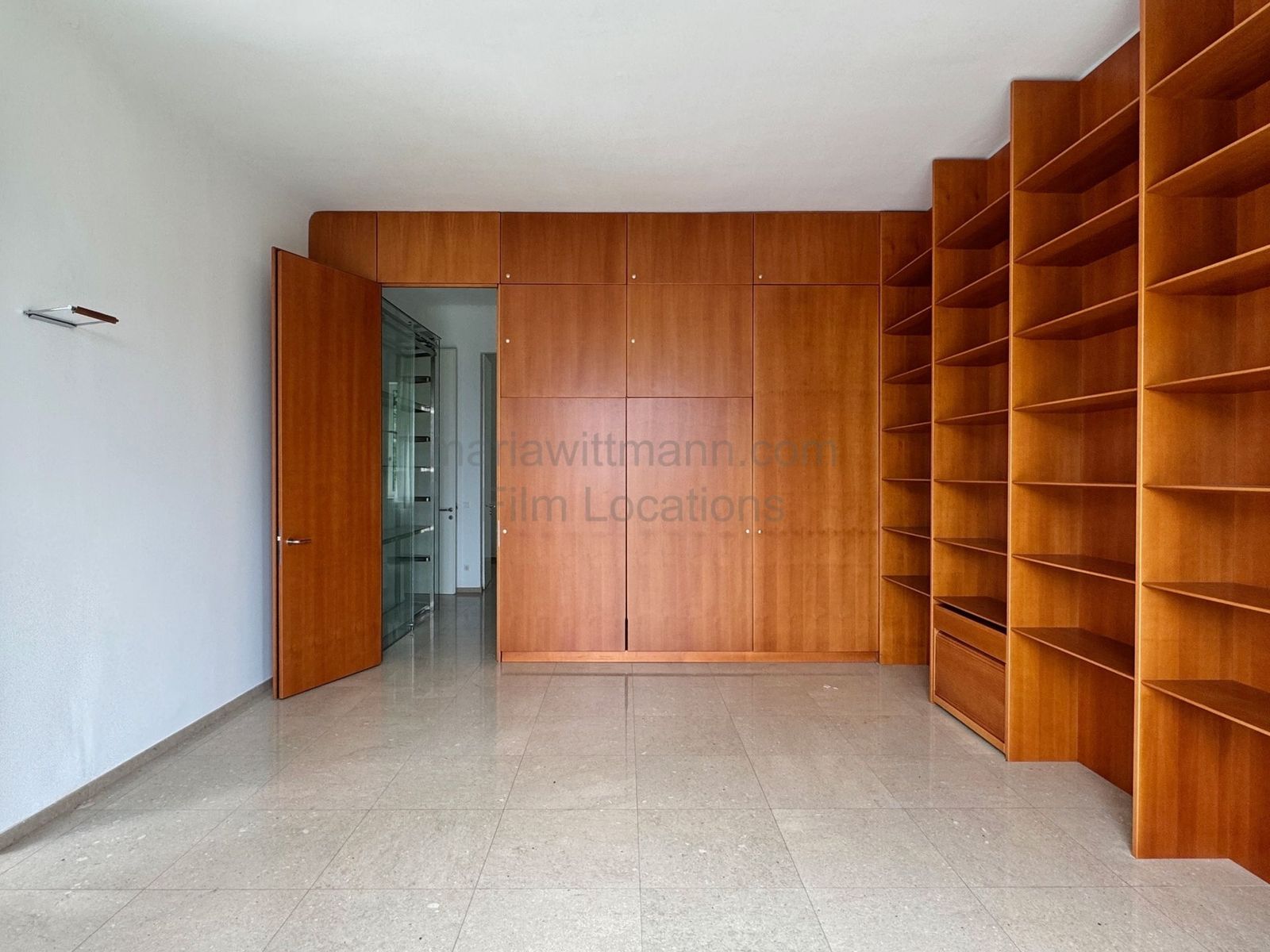 Location 500 - Photo 34