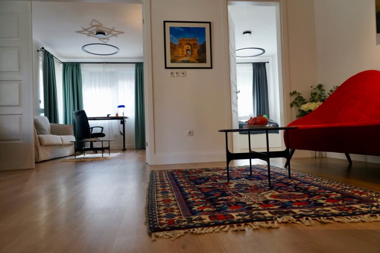 A French affair. With parking, style and elegance. - Photo 25