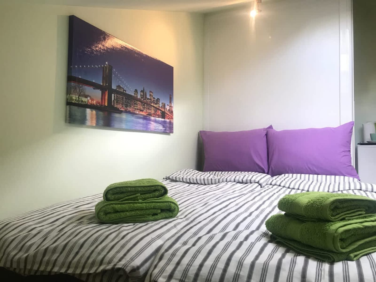 The Backpacker's Spot - Bus &amp; Railway Station Gem - Photo 7