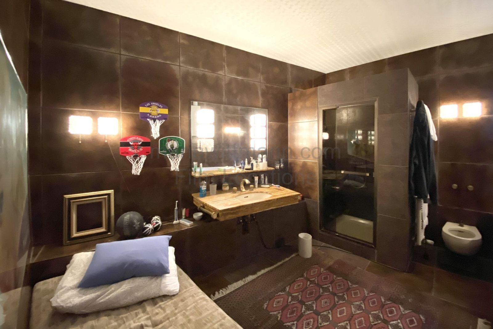 Location 241 - Photo 17