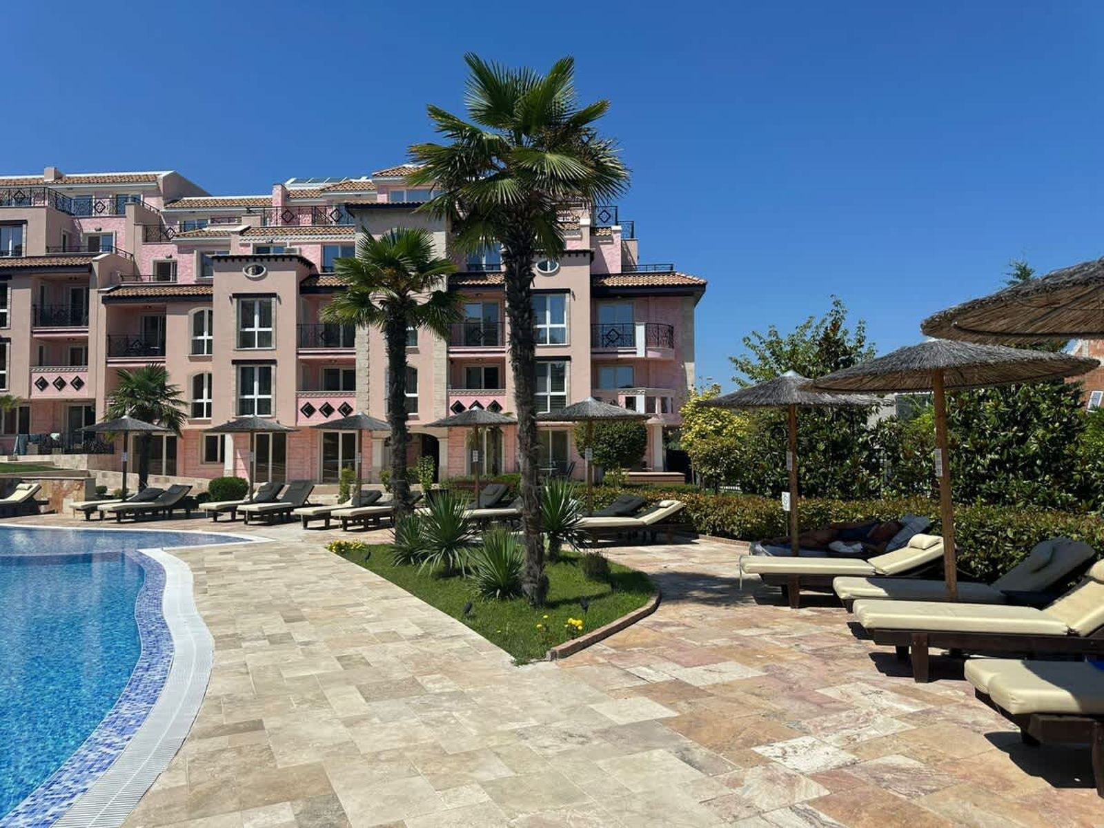 Beachfront Elegant Studio – 100 m from Smokinya Beach - Photo 26