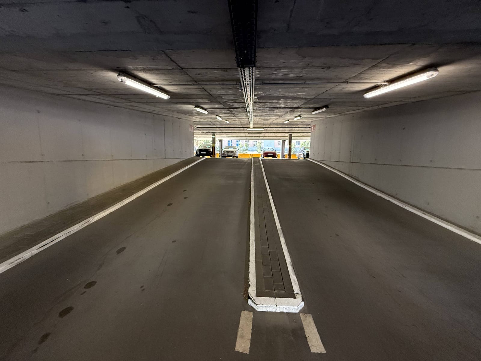 Big 5 Story Parking with security - Photo 18