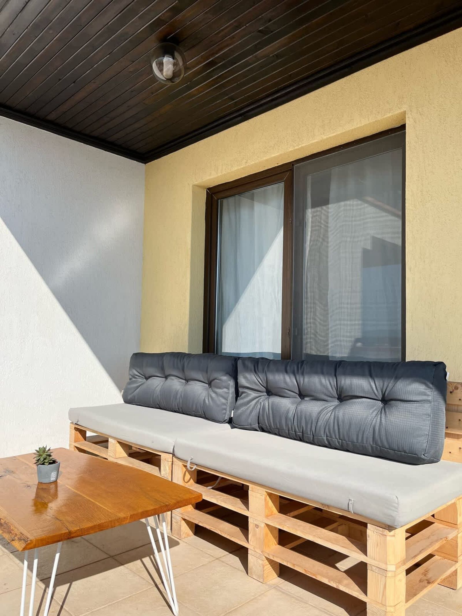 Spacious 3BD flat with Parking and Sea View - Photo 11