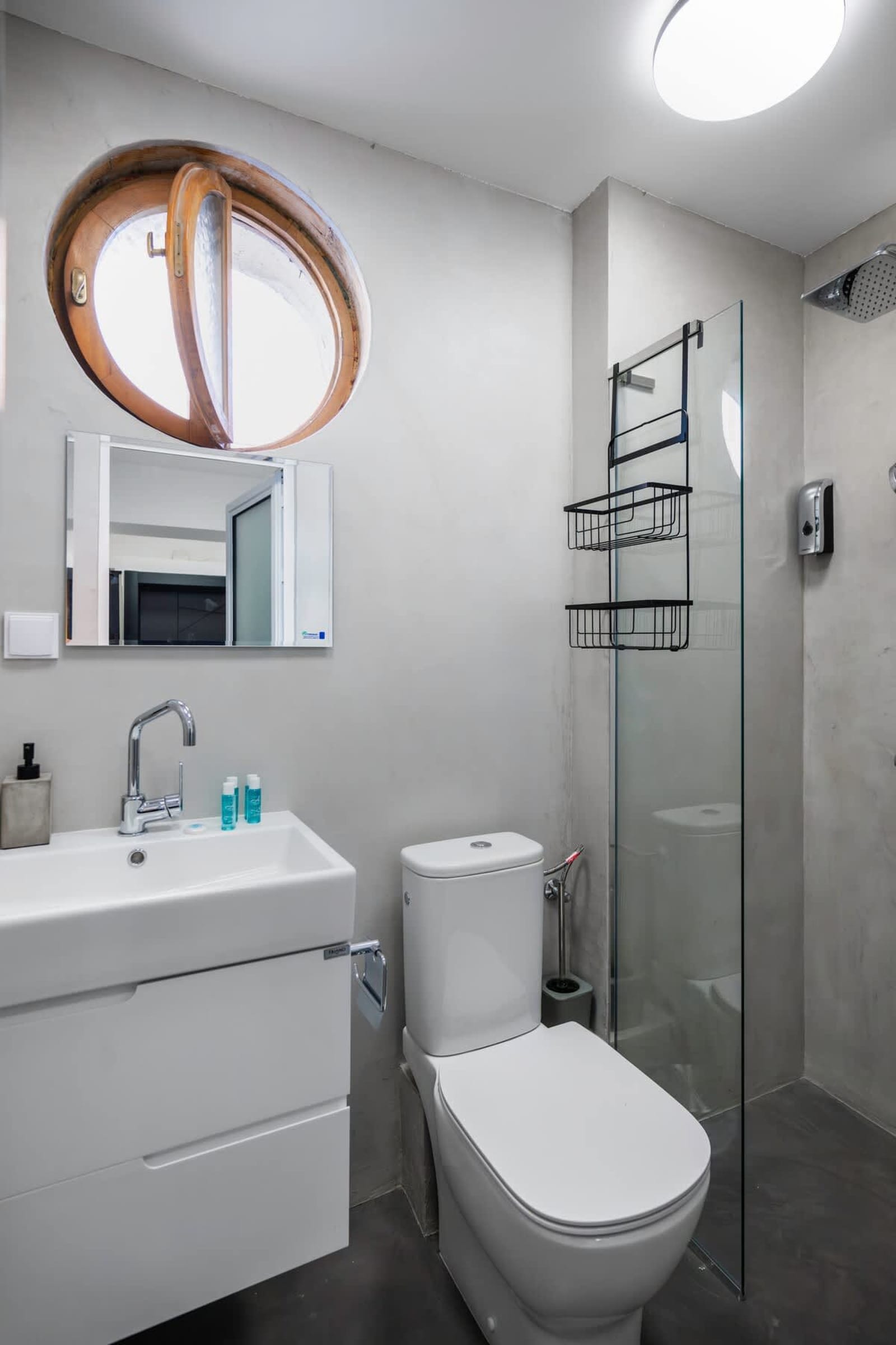 1BD Modern Comfort in the Heart of Sofia - Photo 11