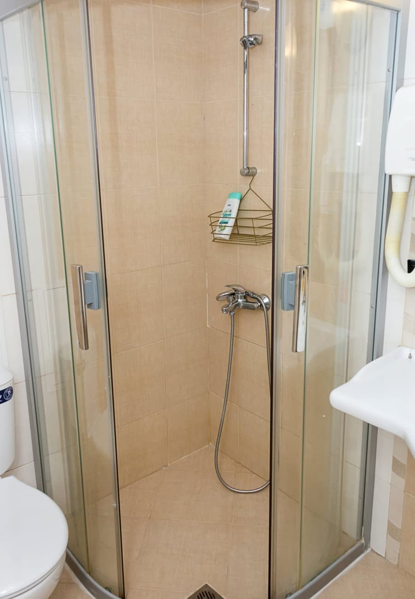 Sunny Studio in Hotel Berlin, Steps from the Beach - Photo 14