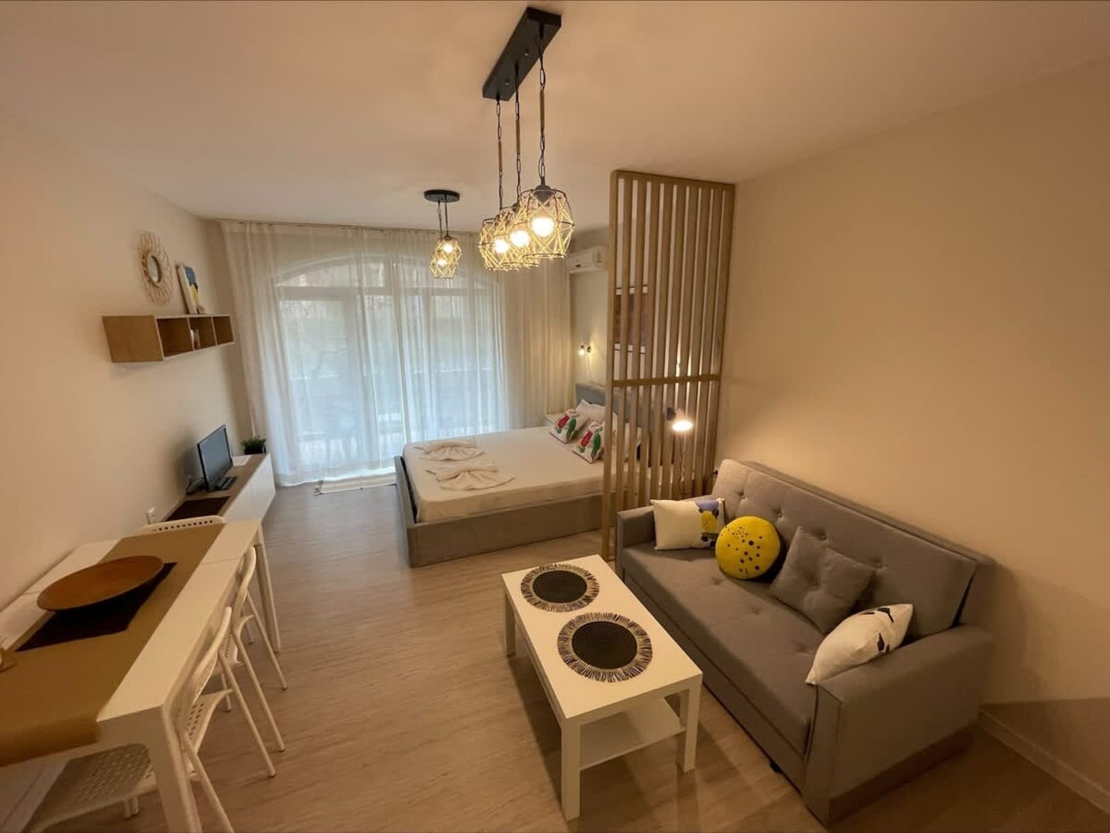 Cozy Studio with Terrace  Royal Dreams - Photo 8