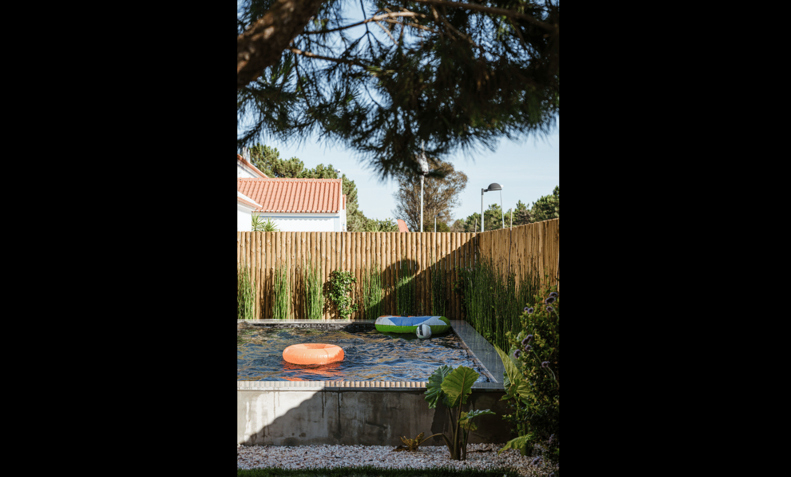 B. Hostel - Photo 17