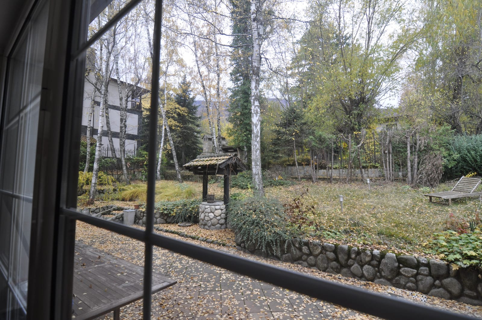 The Mosaic House - Photo 26