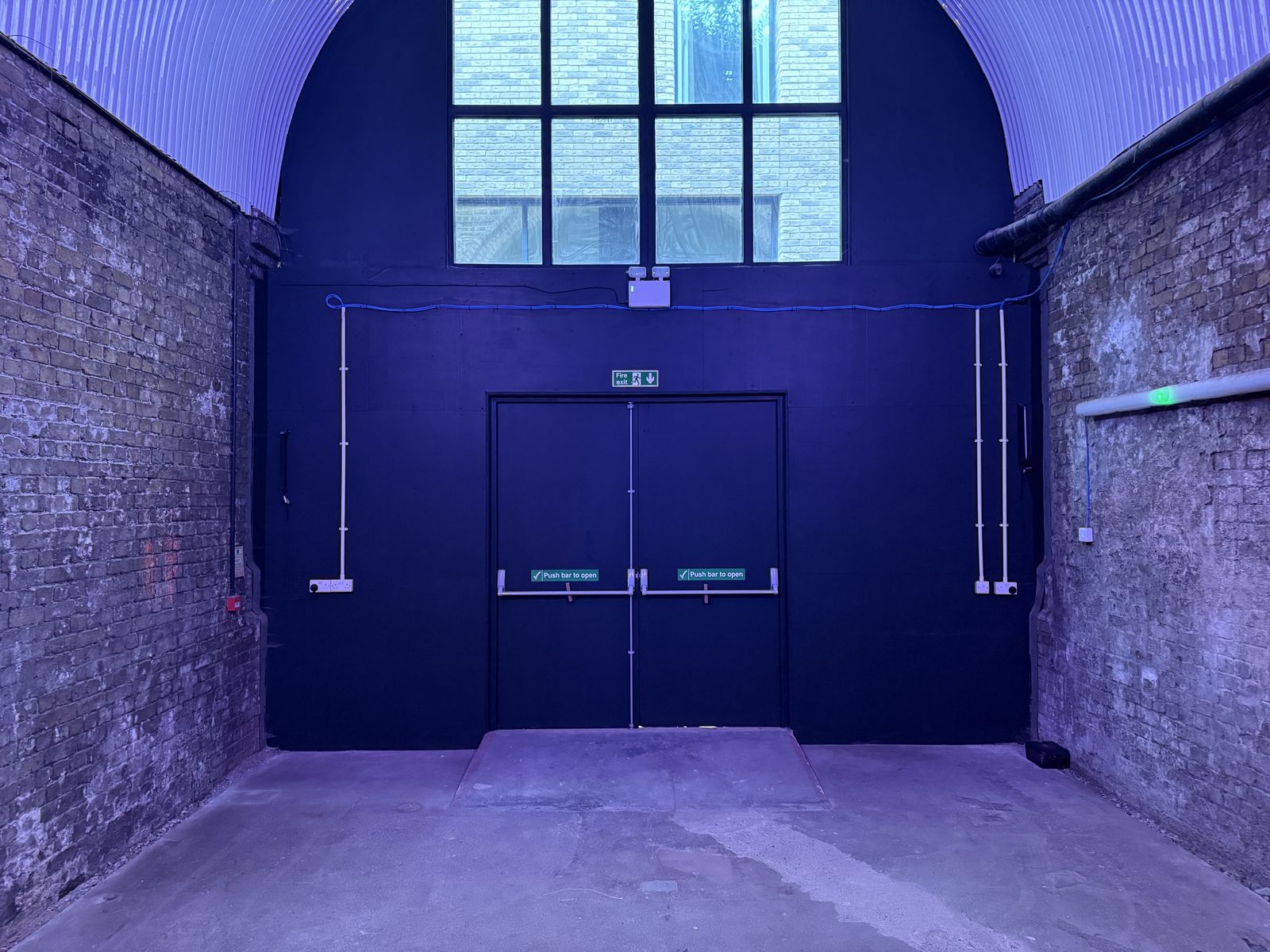 Traditional railway Arches, Bermondsey - Photo 22