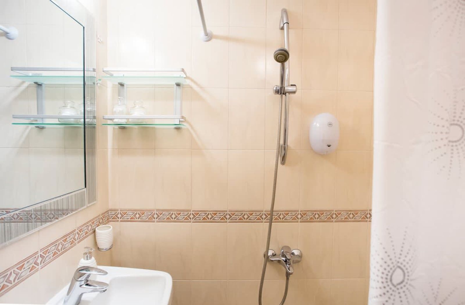 Top Center - Designer studio 1 min to Vitosha bul - Photo 34