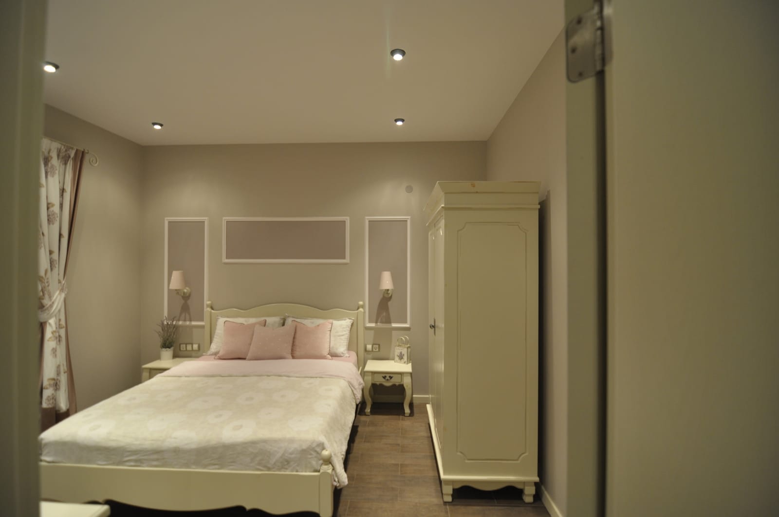 The Flower House - Photo 27