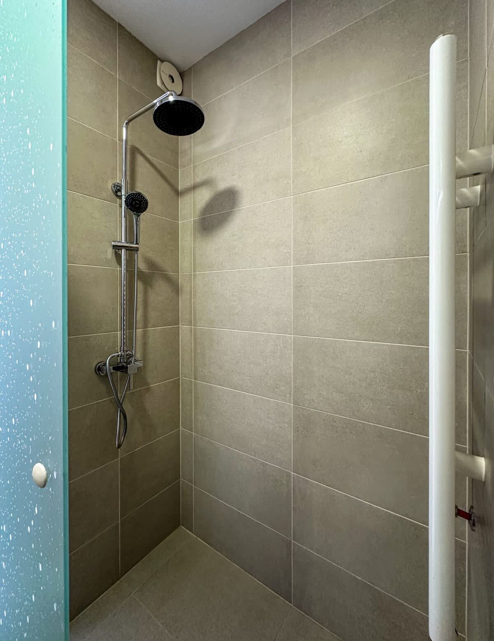 Quiet &amp; Comfortable Urban Retreat - Photo 17